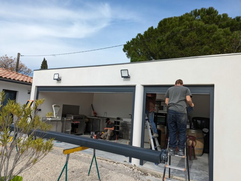 pergola-carport-store-banne-menuiserie-aluminium-pvc-portail-porte-de-garage-porte-entree (105)