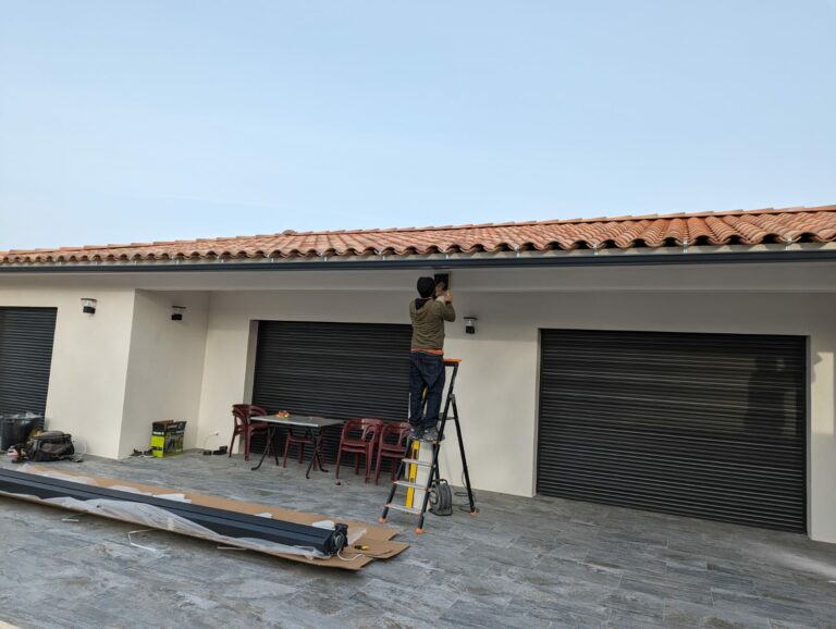 pergola-carport-store-banne-menuiserie-aluminium-pvc-portail-porte-de-garage-porte-entree (112)