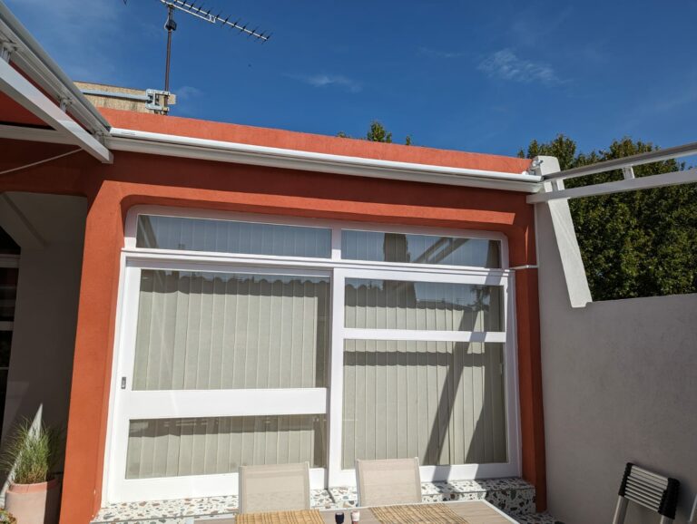 pergola-carport-store-banne-menuiserie-aluminium-pvc-portail-porte-de-garage-porte-entree (119)