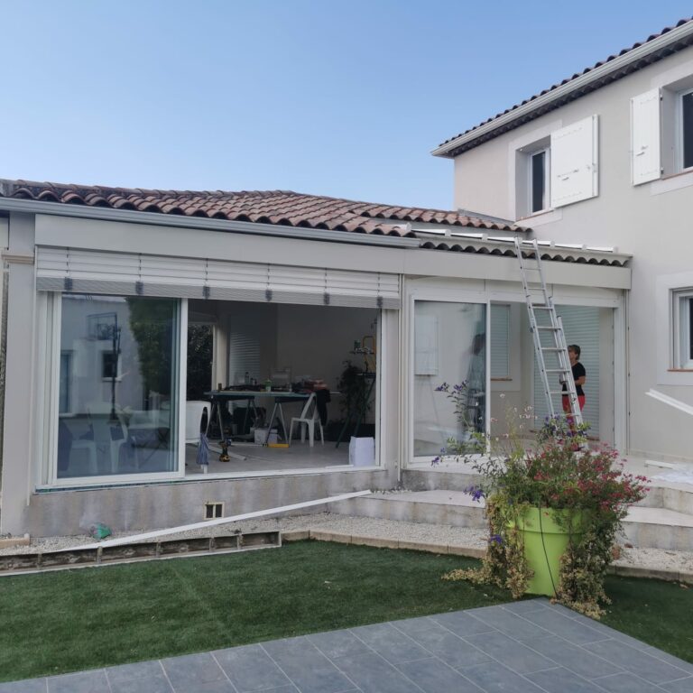 pergola-carport-store-banne-menuiserie-aluminium-pvc-portail-porte-de-garage-porte-entree (144)