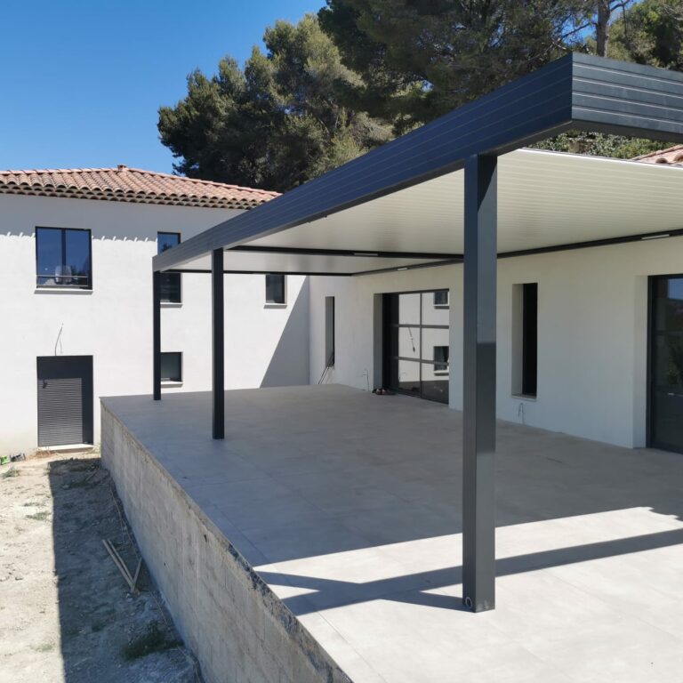 pergola-carport-store-banne-menuiserie-aluminium-pvc-portail-porte-de-garage-porte-entree (145)