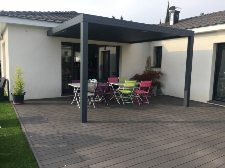 pergola-carport-store-banne-menuiserie-aluminium-pvc-portail-porte-de-garage-porte-entree (32)