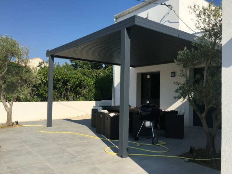 pergola-carport-store-banne-menuiserie-aluminium-pvc-portail-porte-de-garage-porte-entree (34)