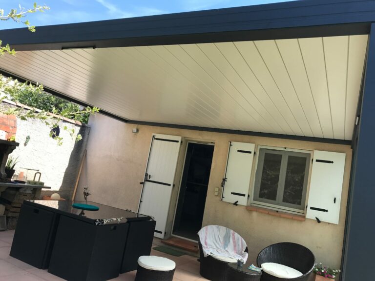 pergola-carport-store-banne-menuiserie-aluminium-pvc-portail-porte-de-garage-porte-entree (39)