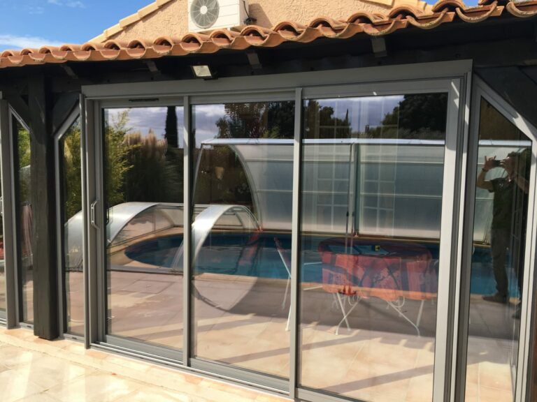 pergola-carport-store-banne-menuiserie-aluminium-pvc-portail-porte-de-garage-porte-entree (62)